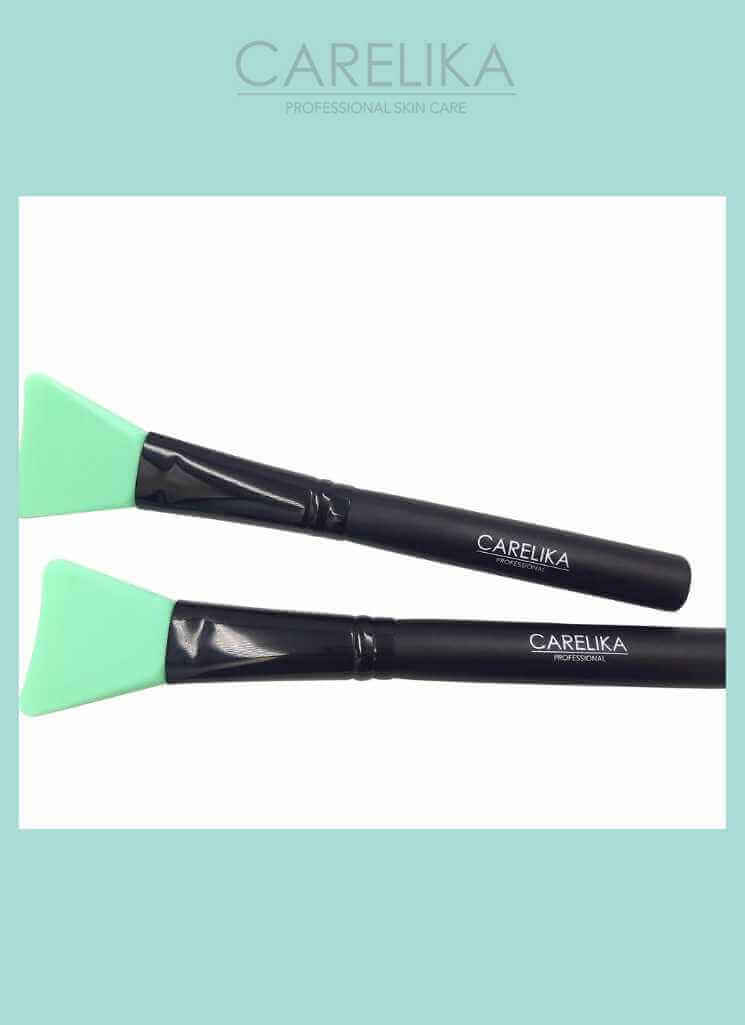 Carelika-Silicon brush for mask application green - Bahja Care